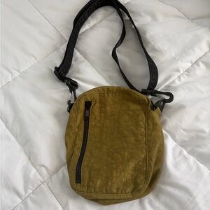 Moss Sport Crossbody